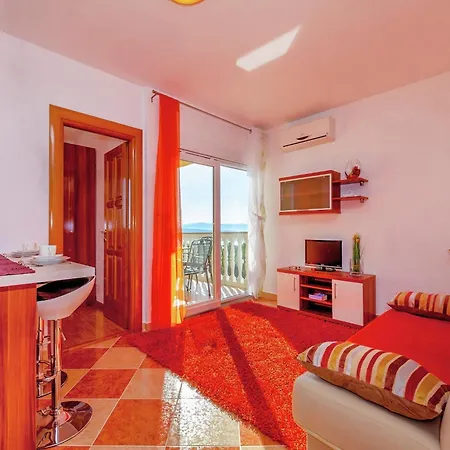 Stone In Croatia With Pool And Nature, Cleaning Included Apartment *