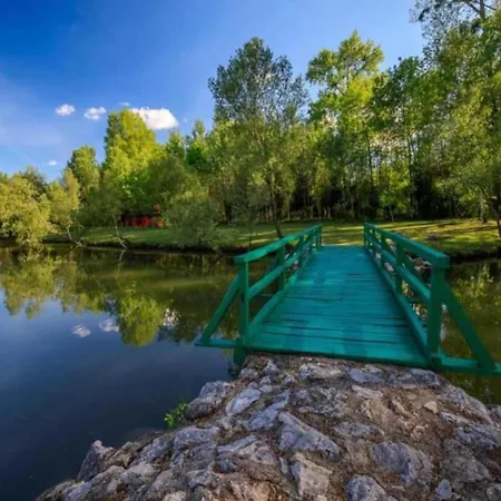 Apartman Stone In Croatia With Pool And Nature, Cleaning Included *